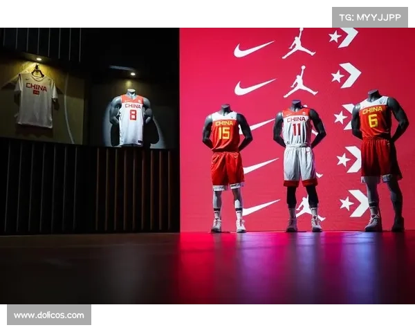 中国男篮全新队服惊艳亮相 敦煌壁画元素融合展现传统文化魅力 中国男篮全新队服惊艳亮相 敦煌壁画元素融合展现传统文化魅力
